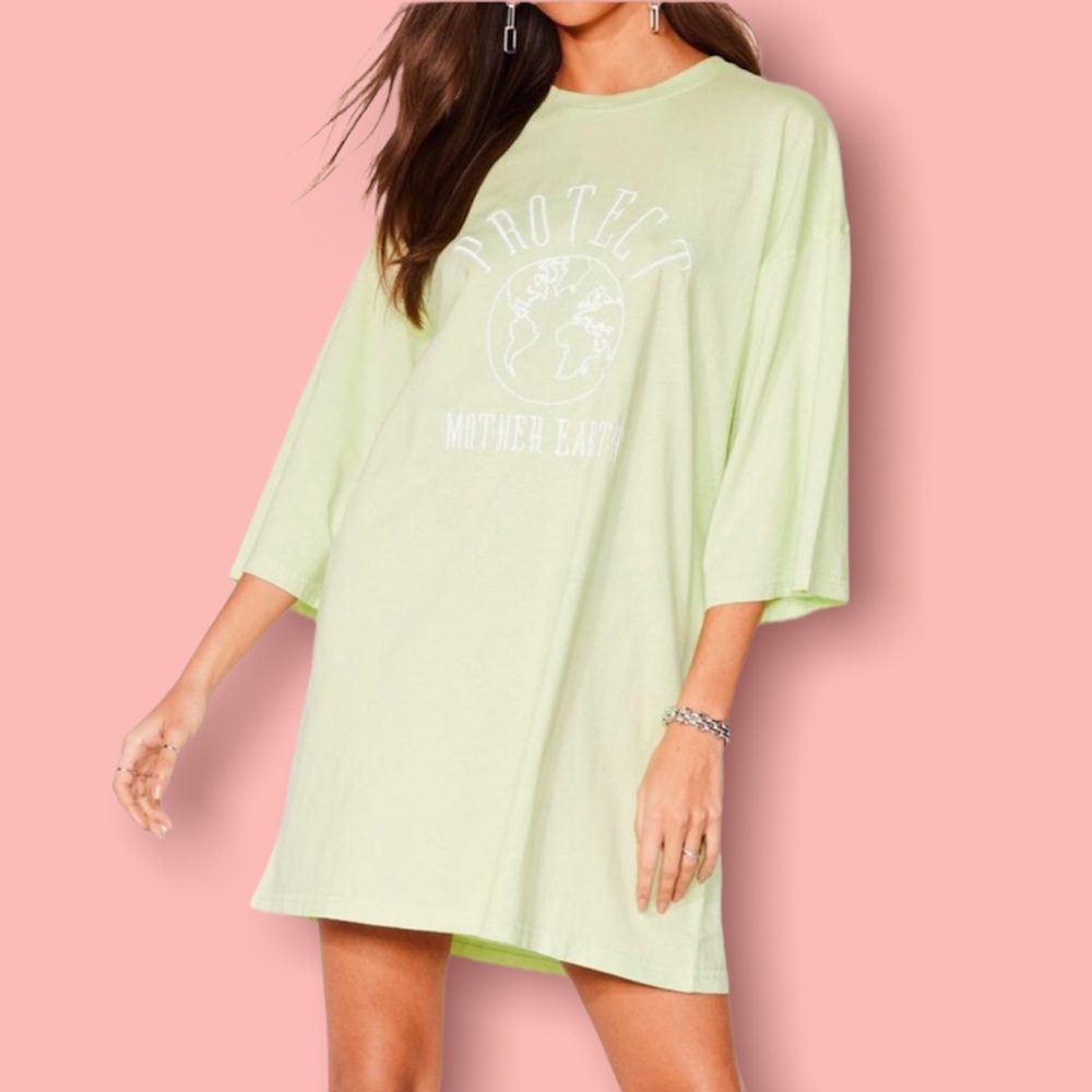 Nasty Gal Embroidery Green T-shirt Dress